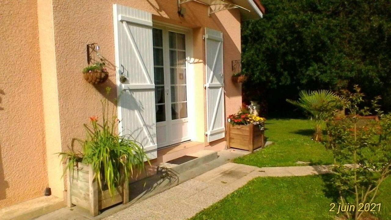 Le Clos Des Palombes Wifi Climatisation Saint-Pierre-du-Mont  Exteriör bild